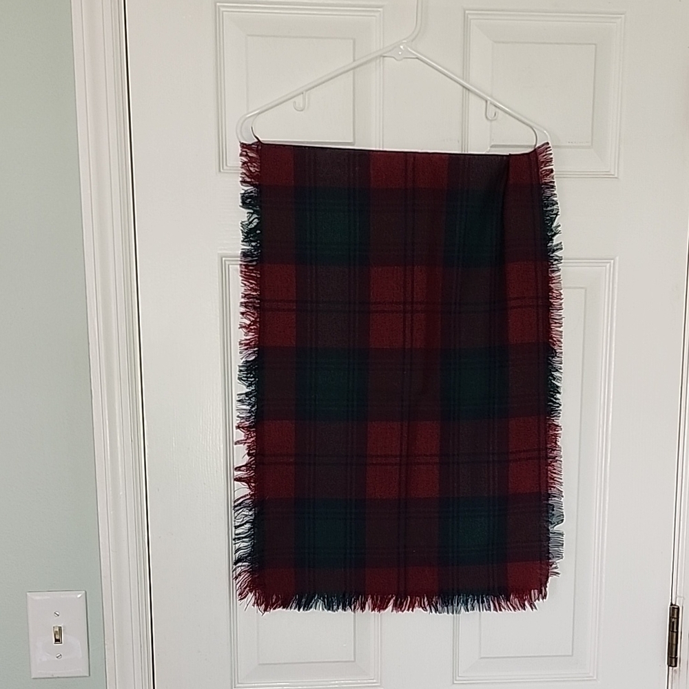 Wool Lindsay Plaid Table Runner